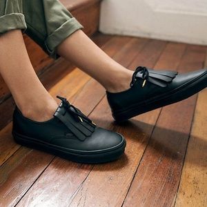 NWOT Vans Authentic Fringe DX Sneakers